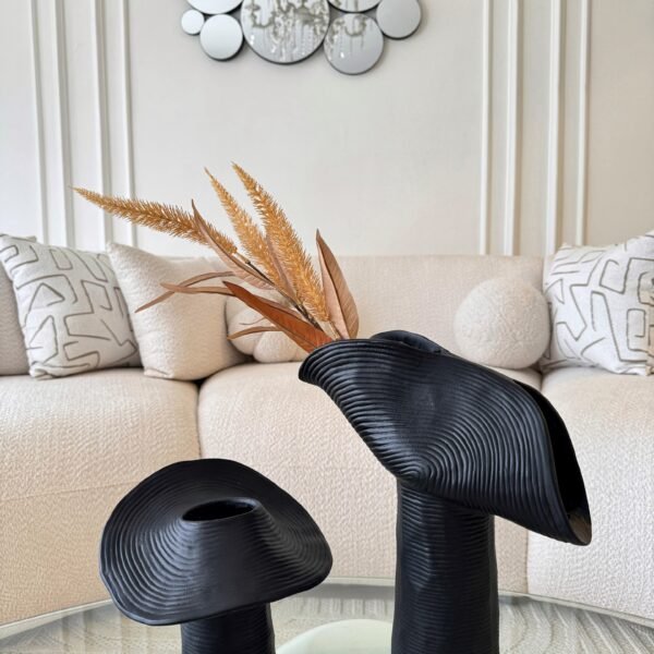 Modern Sculptural Vase Duo – Matte Black