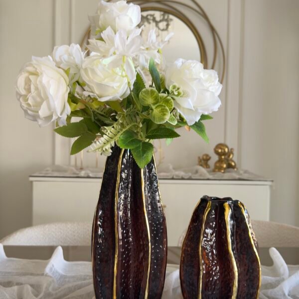 Sets of vases