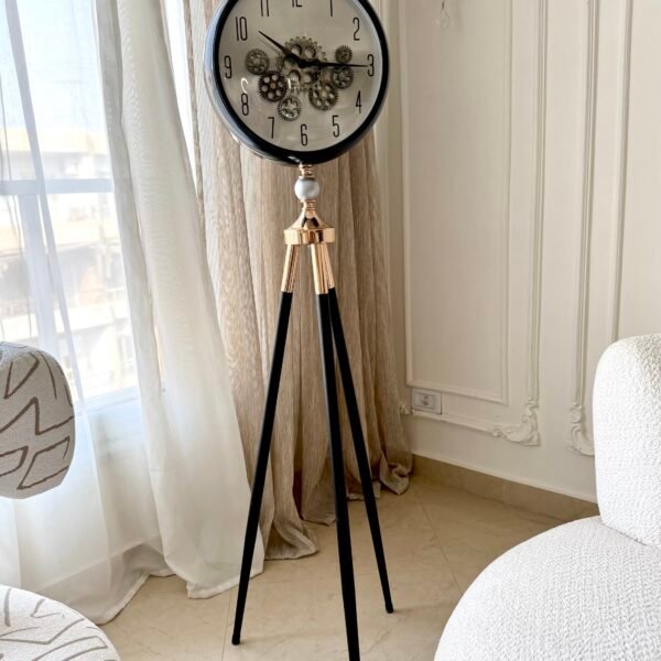 Stand clock